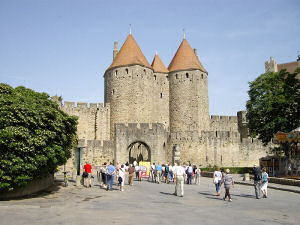 Narbonnaiseporten i Carcassonne Narbonnaiseporten i Carcassonne